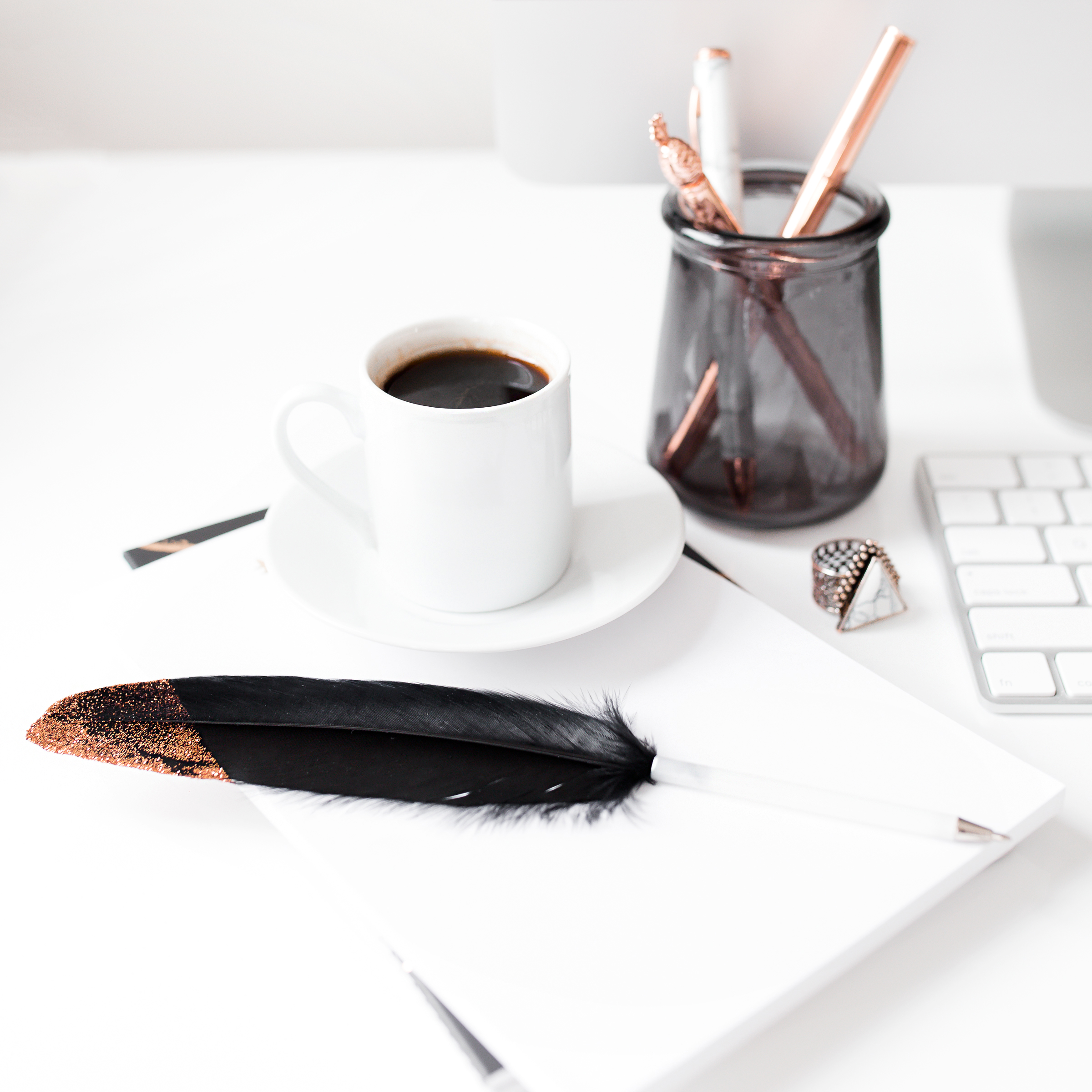 How I Quit My Full-Time Job For Blogging