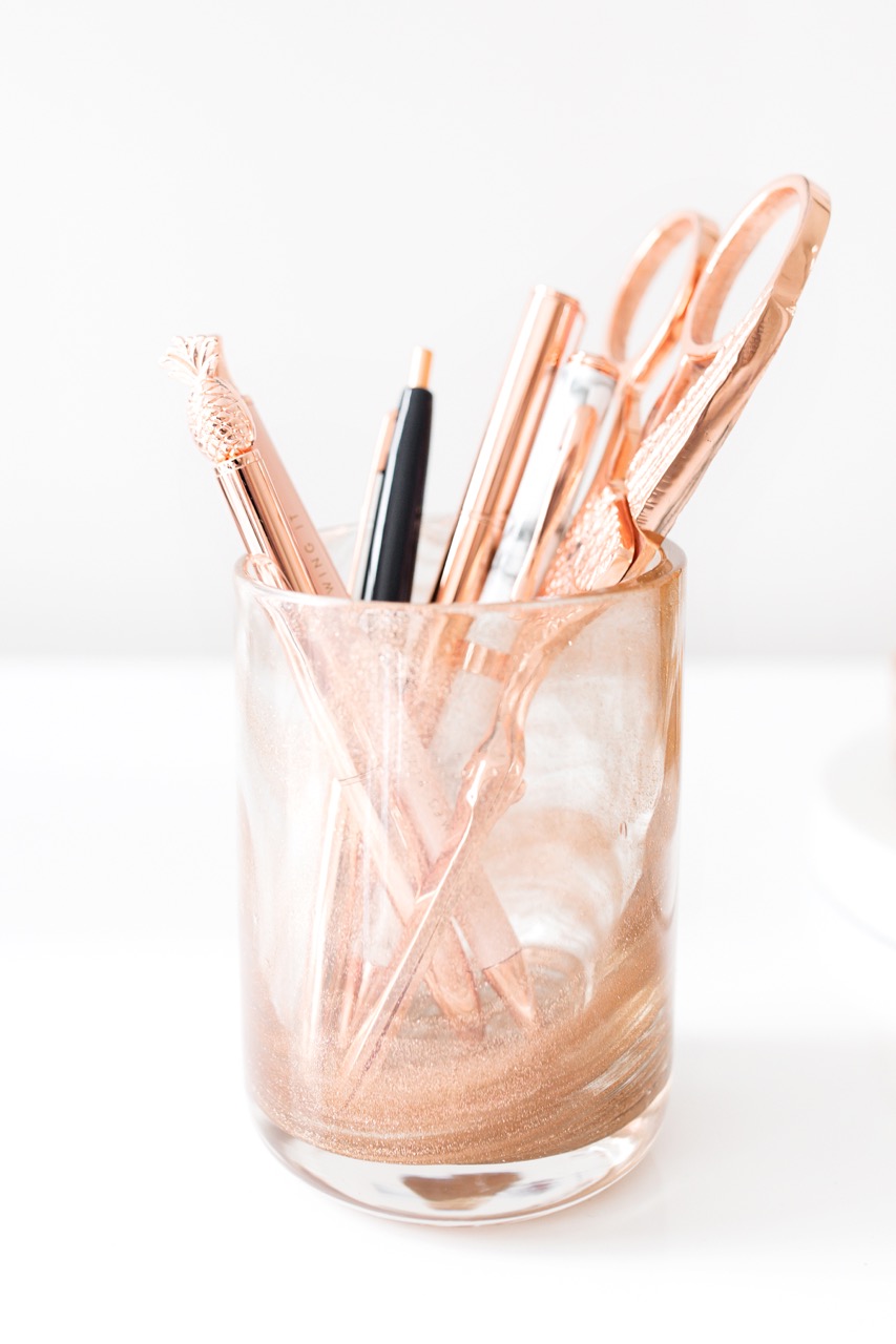 haute-stock-photography-black-white-rose-gold-final-7 (1)