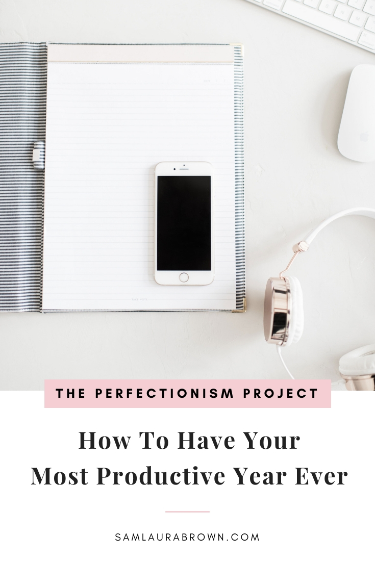 The new year is an exciting time - it’s full of hope, possibility and potential. But to have your most productive year ever, you need more than that! So in this episode, I’m sharing 6 practical tips to help you get shit done. Enjoy!