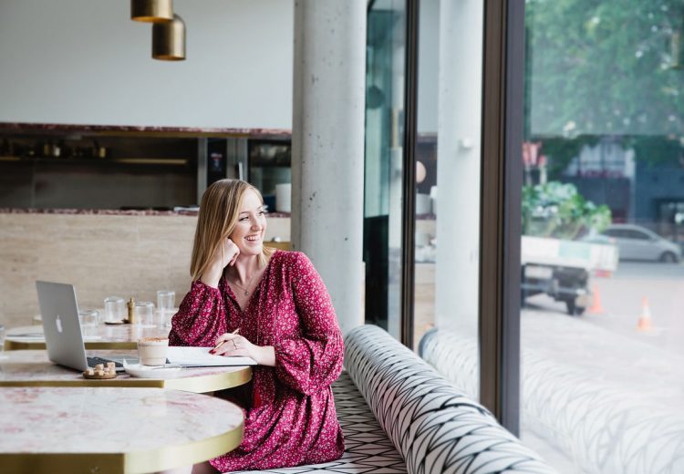Episode 293: 5 Surprising Tips To Stop Scrolling On Social Media