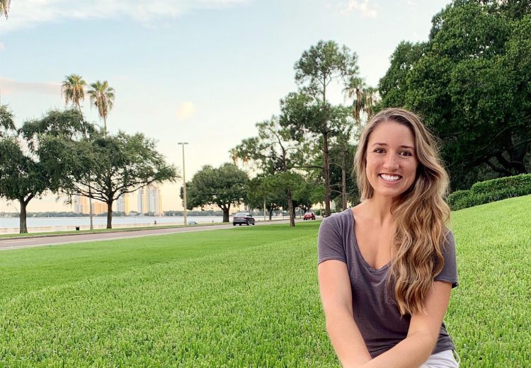 Episode 358 - Navigating The Journey To Full-Time Entrepreneurship with Christy Romano
